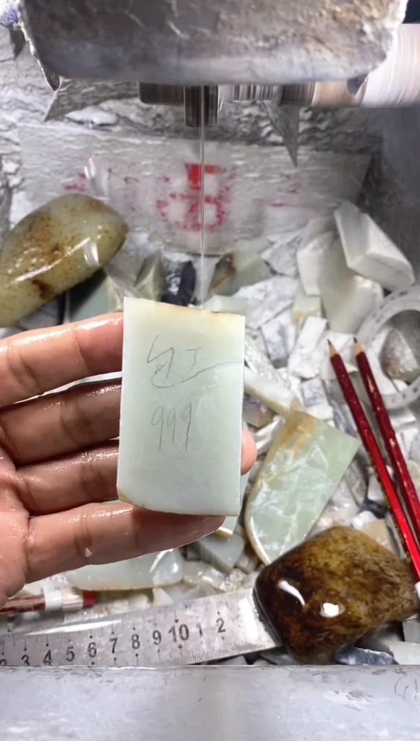 【闪购商品】定制和田玉定制挂件大35