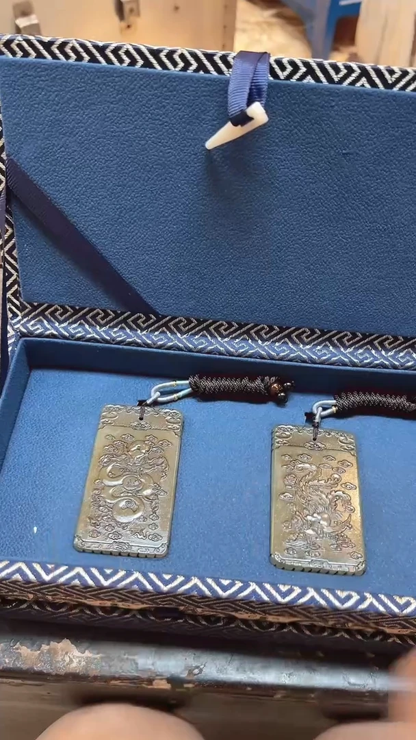 和田玉未镶嵌颈饰和田玉挂件子冈牌L290