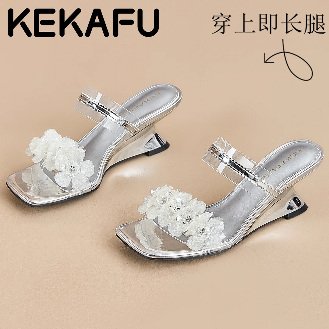 珂卡芙高跟花朵水钻凉鞋女2025夏季新款透明一字带仙女风外穿拖鞋