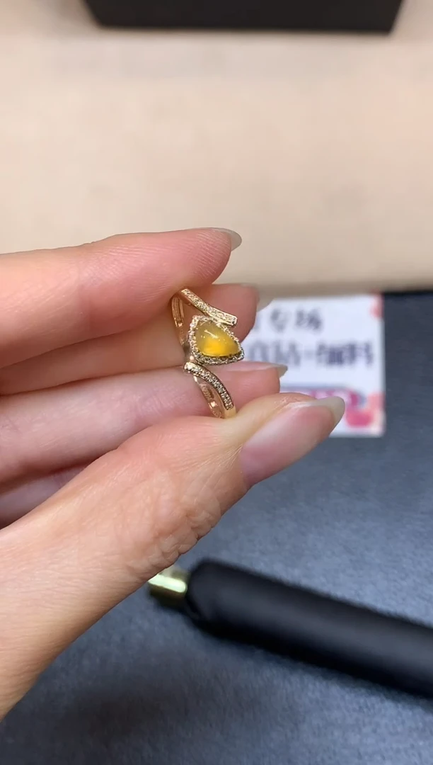 18K金镶嵌戒指翡翠9【无鉴赏期】