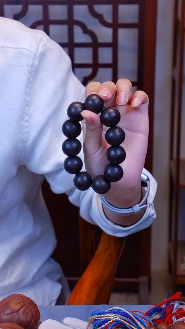 木易留香养心2.2圆珠手串（福利）