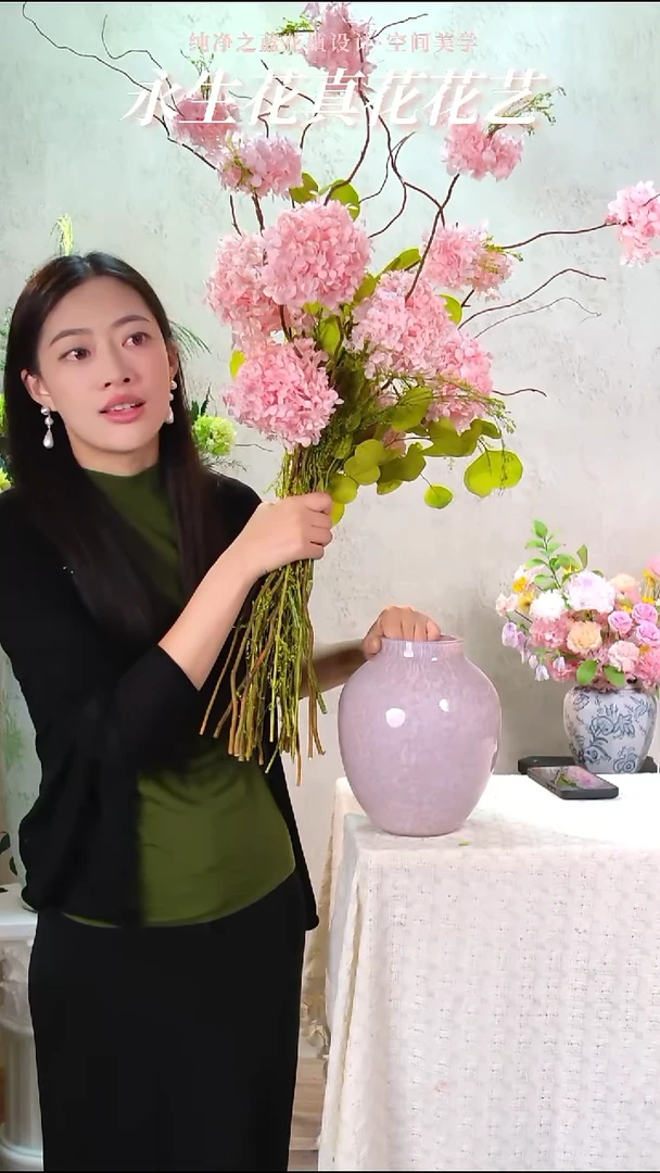 桃夭搭配缤纷粉色琉璃花瓶