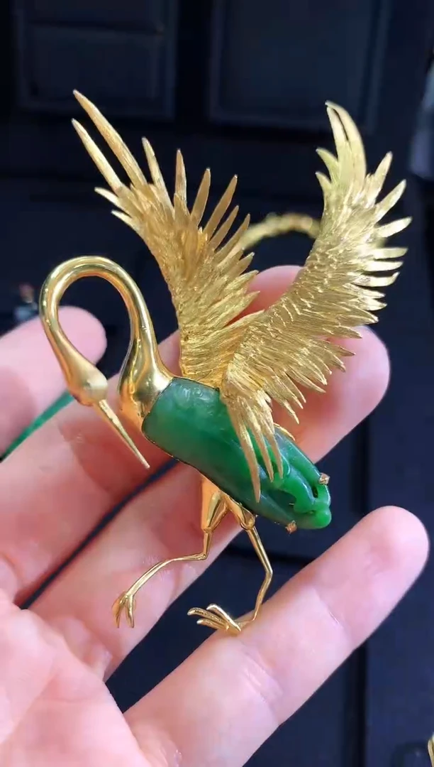 【闪购商品】翡翠颈饰9K金镶嵌胸针