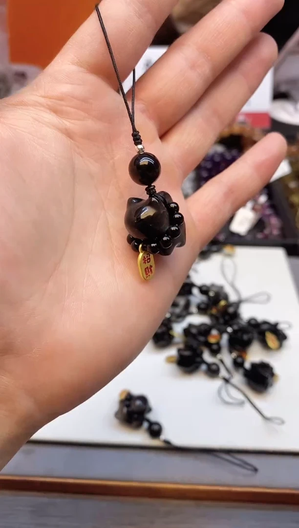 【闪购商品】水晶手串未镶嵌A9 银耀石招财猫挂件