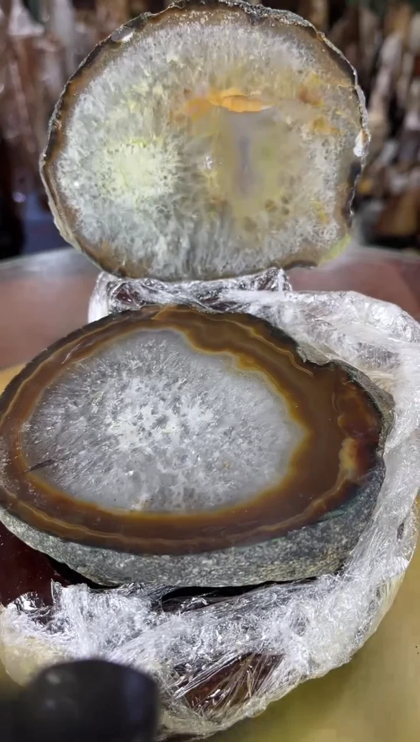 缅甸天然缅玛摆件