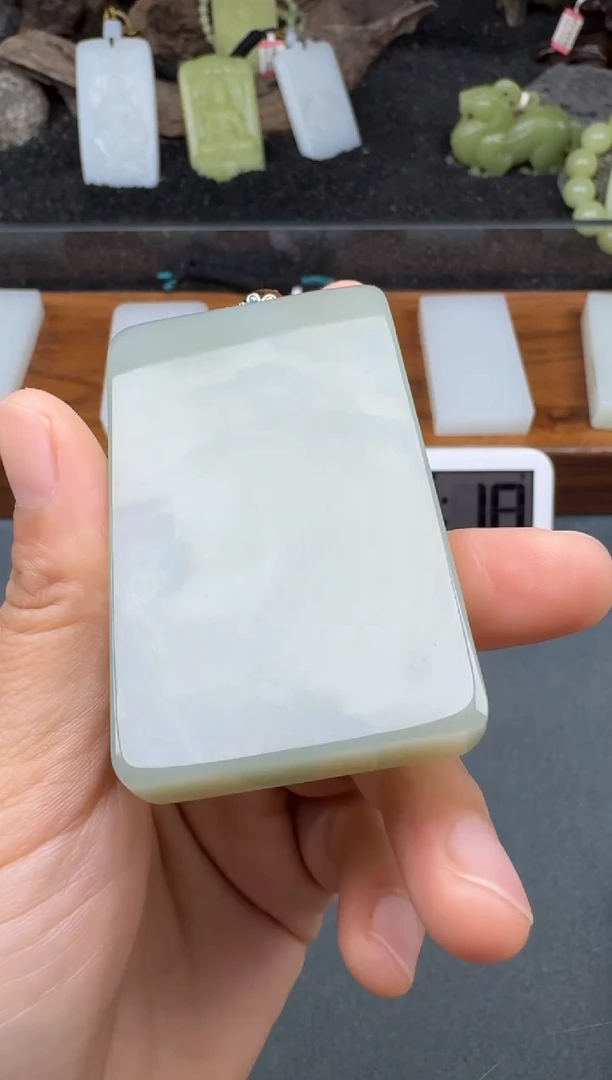 颈饰未镶嵌和田玉2