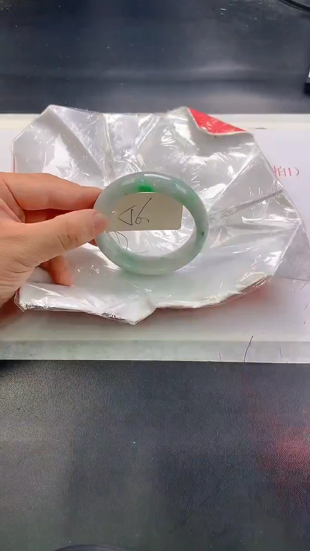 未镶嵌手镯翡翠312