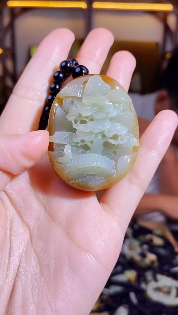 颈饰未镶嵌和田玉1