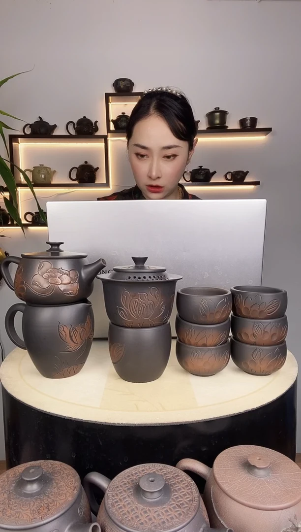 小*馆荷花200CC九件套+公道杯