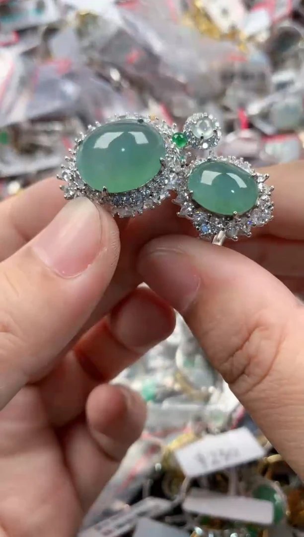 银S925镶嵌戒指翡翠777    9