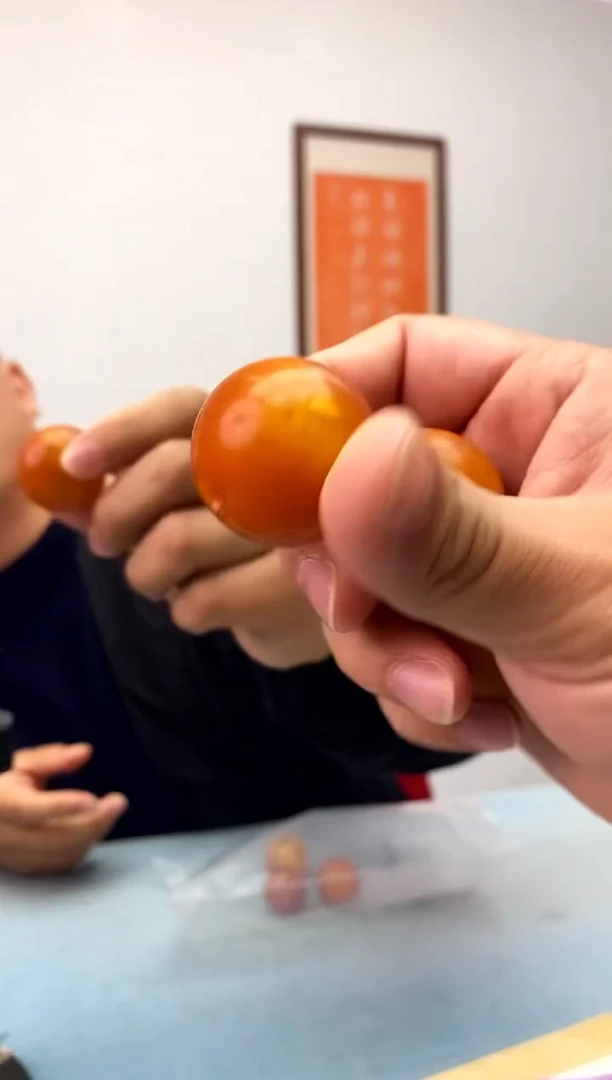 琥珀未镶嵌珠宝奇石假一罚十，多样性发一件013