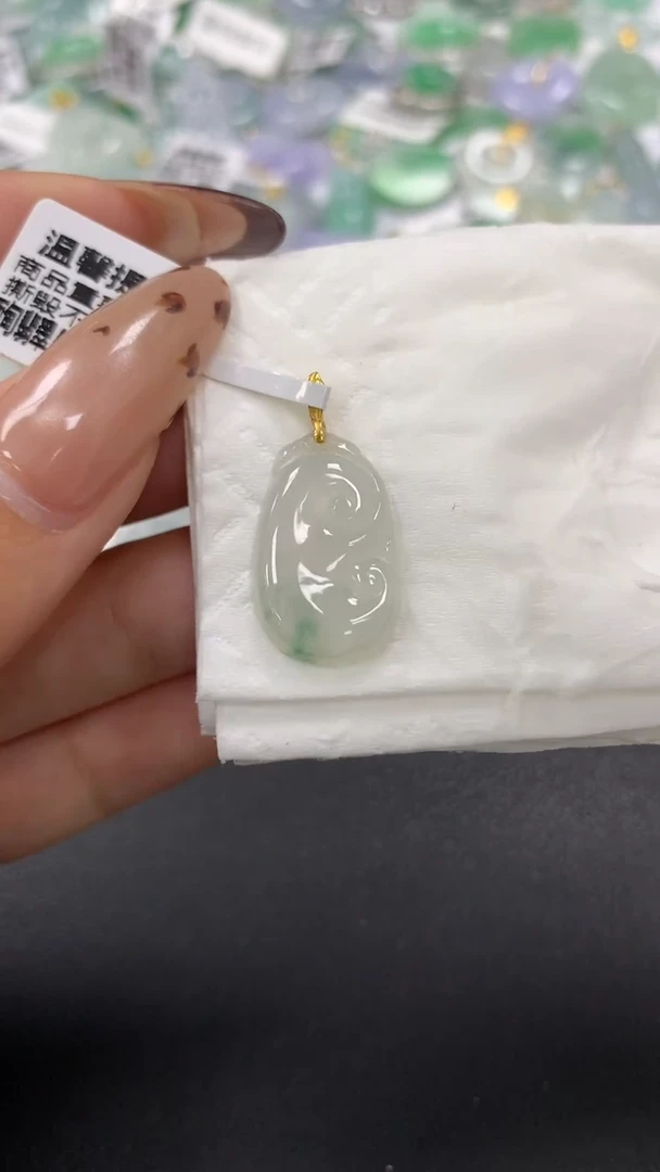 颈饰18K金镶嵌翡翠a货假一赔三支持复检百元上9元证书费自理