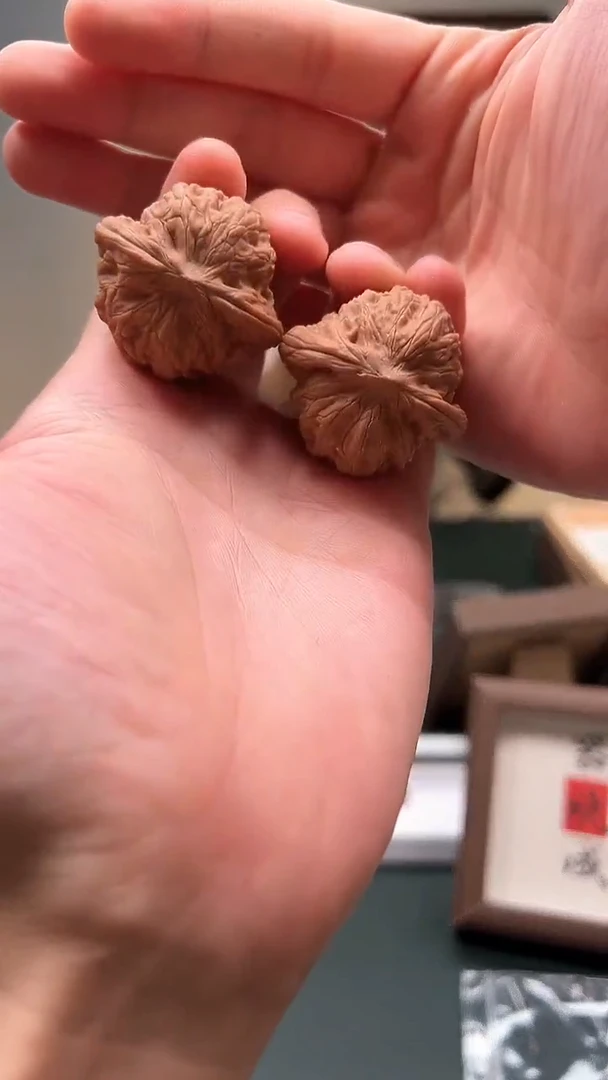 把件文玩核桃38mm+ 磨盘1对 （随机发）
