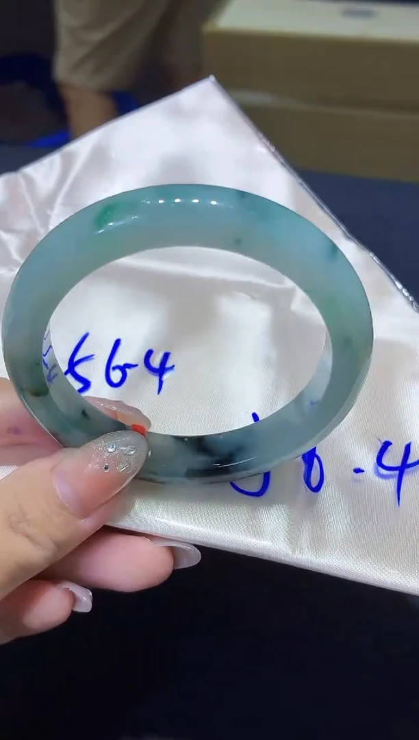 未镶嵌手镯翡翠翡翠手镯56