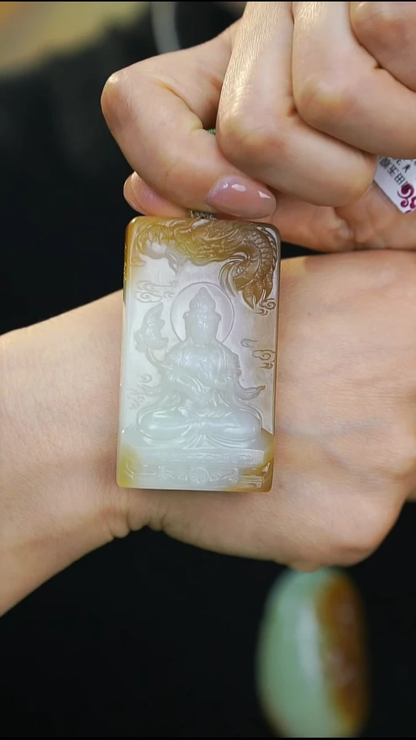 吊坠(不含链)未镶嵌和田玉和田玉吊坠