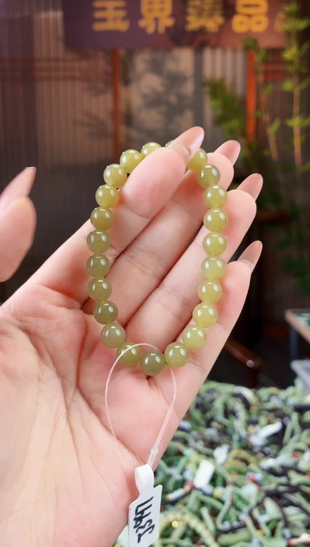 和田玉未镶嵌颈饰拍一发一