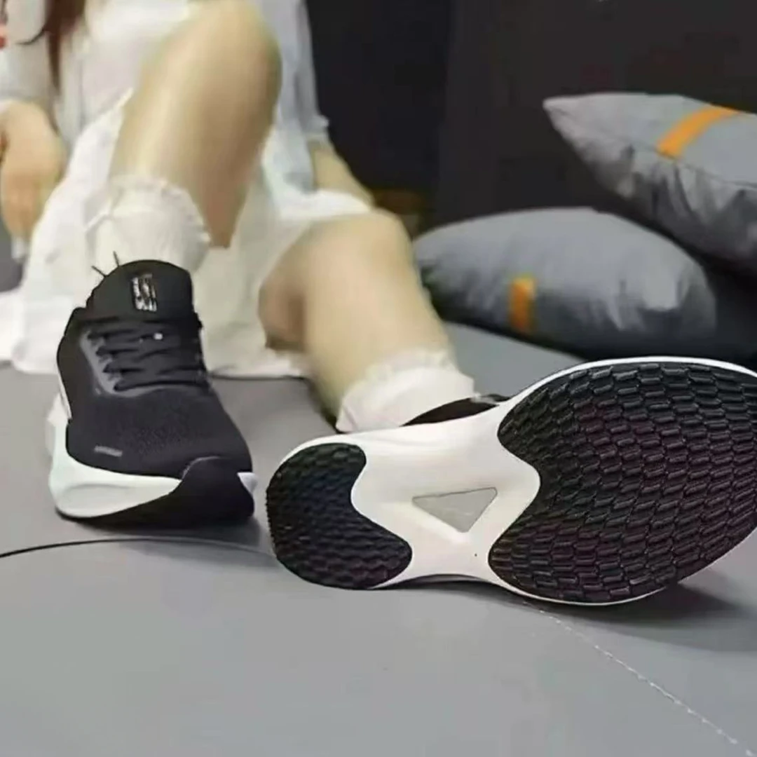 【运费险】断码跑鞋登月男士休闲百搭时尚防滑跑步鞋519软NKMA品牌
