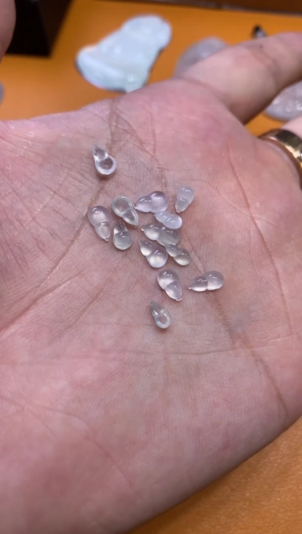 【闪购商品】翡翠吊坠(不含链)未镶嵌葫芦199