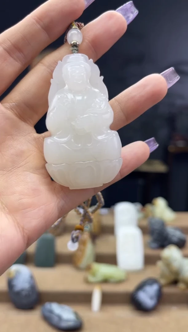 颈饰未镶嵌和田玉1