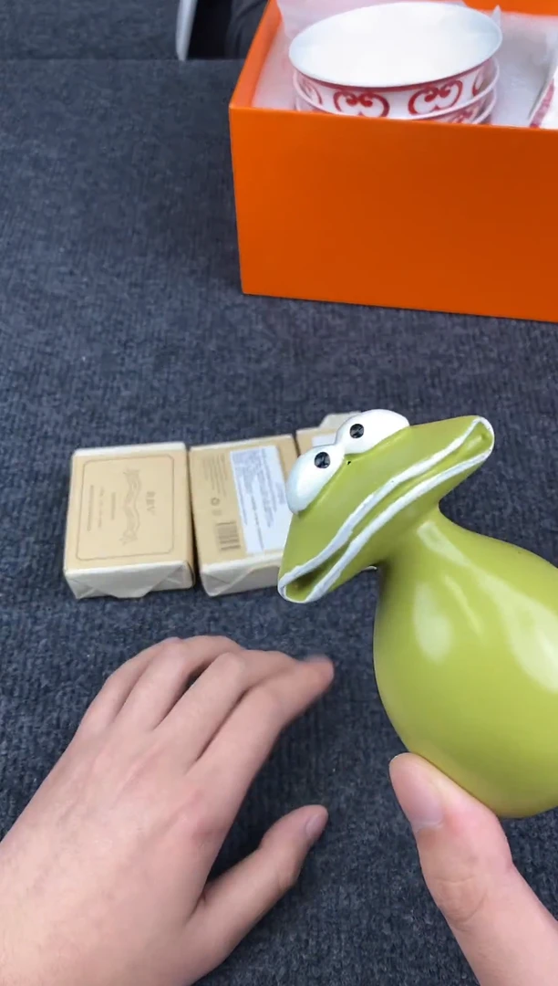 瓷片手工商品，没有品牌