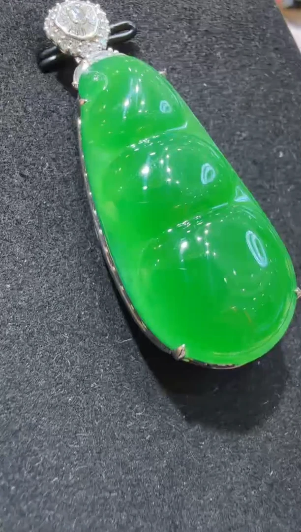 吊坠(不含链)18K金镶嵌翡翠多样性团购发一件