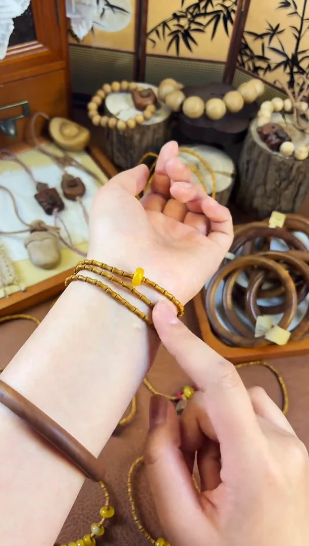 手串桃核三圈竹节黄跑环