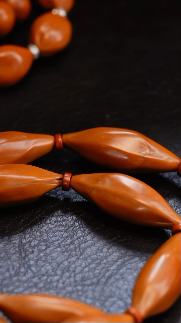 【闪购商品】橄榄核吊坠苏工橄榄核