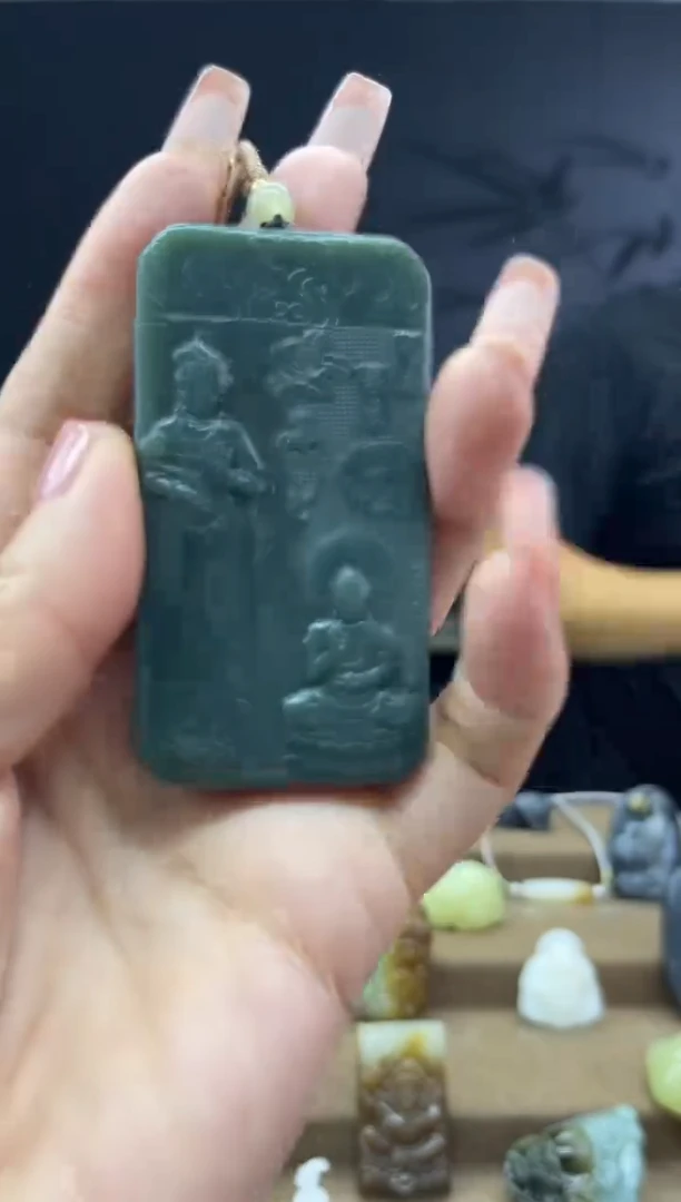 颈饰未镶嵌和田玉1