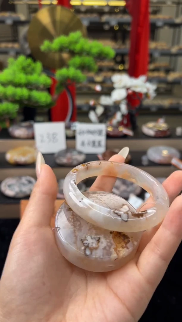 【闪购商品】石英质玉手镯未镶嵌58圈口（赠送镯心）21256