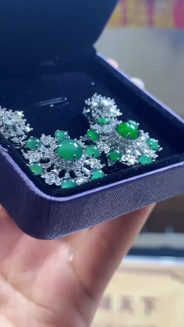 翡翠未镶嵌颈饰多样性发货【只发一件】*q17配链子