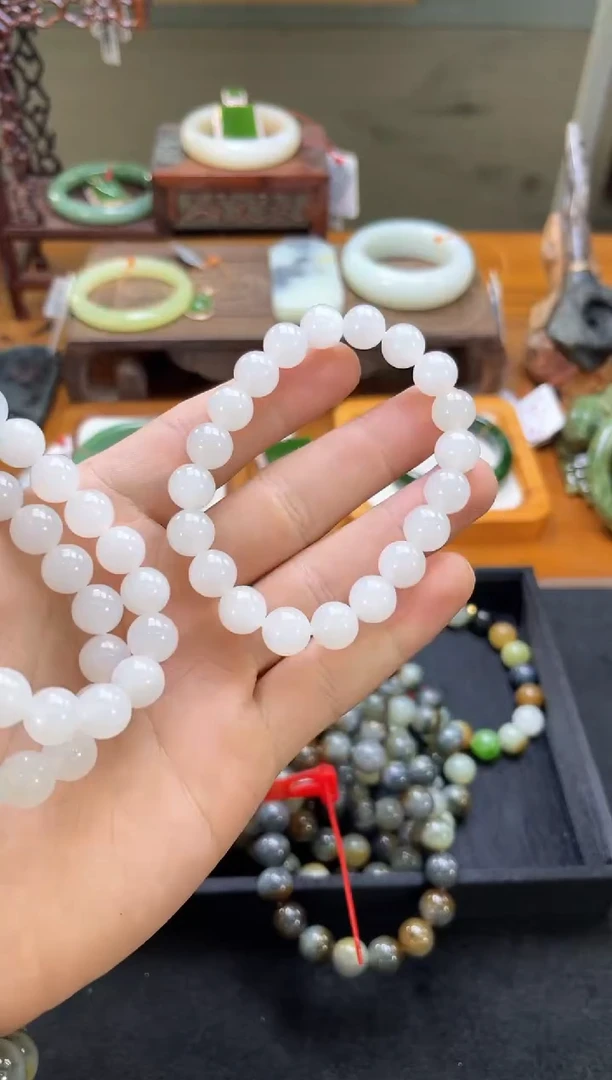 未镶嵌手串和田玉卡10新疆黑山 圆珠 多样性发一 无墨