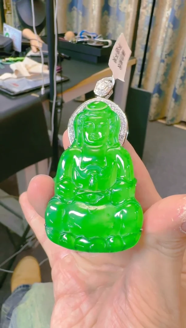 吊坠(赠链)银S925镶嵌翡翠上***?天然A货翡翠