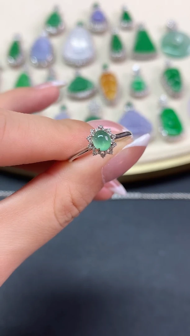 18K金镶嵌戒指翡翠戒指|1800