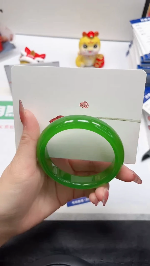 【闪购商品】石英质玉手镯未镶嵌101-62