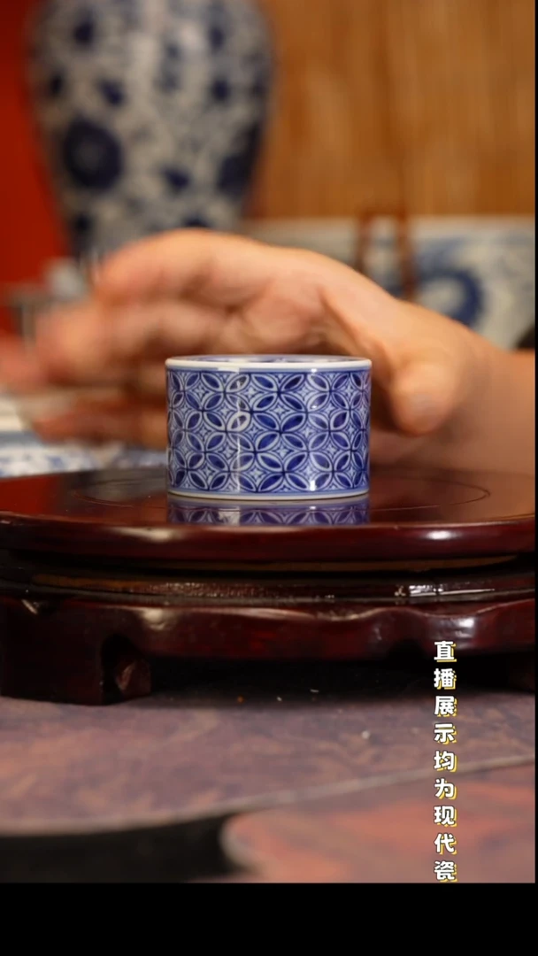 景德镇手工手绘陶瓷杯
