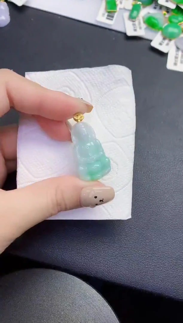 颈饰未镶嵌翡翠缅甸天然翡翠A货