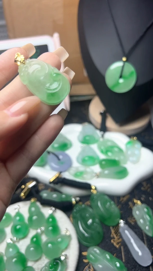颈饰未镶嵌翡翠所见即所得，一图一物