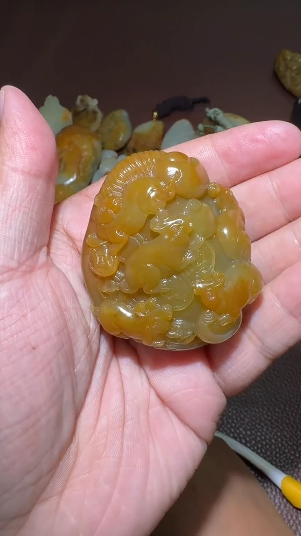未镶嵌和田玉把件和田玉