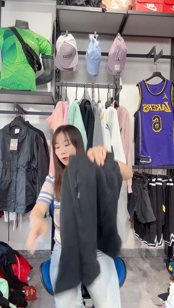 1379编码 瑕疵款直播间过款为准 尺码