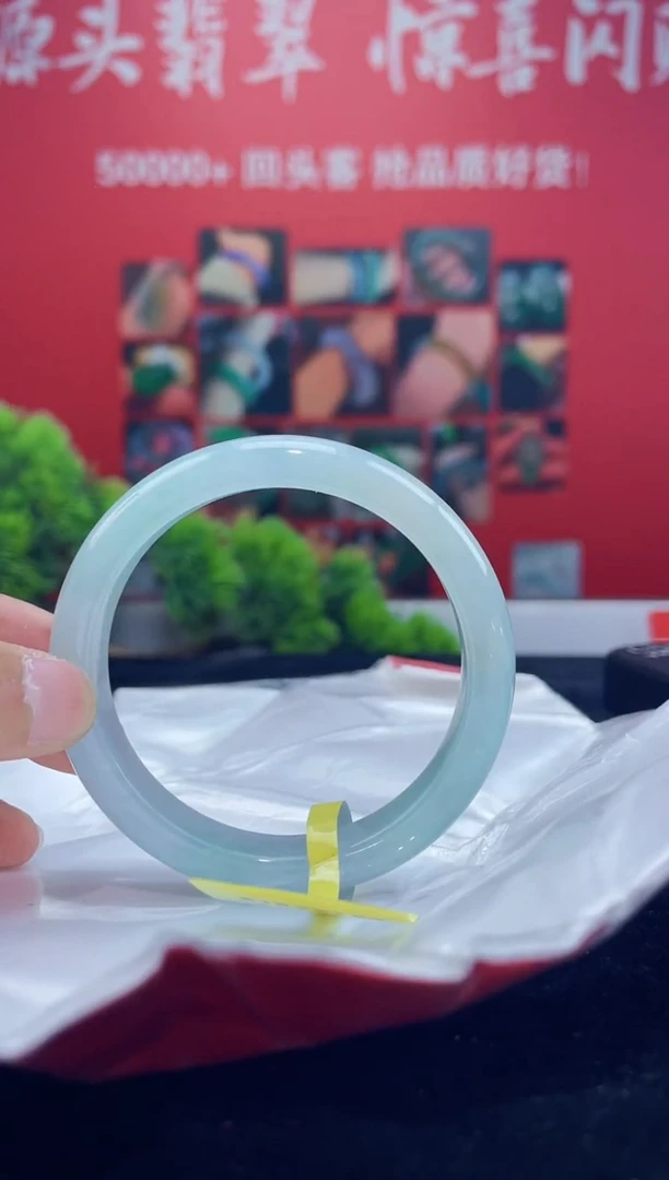 翡翠手镯未镶嵌手镯11