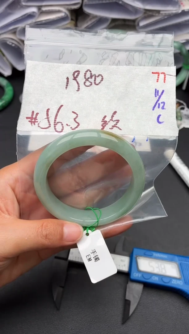 未镶嵌定制翡翠毛货需精细抛光多样性发1件77