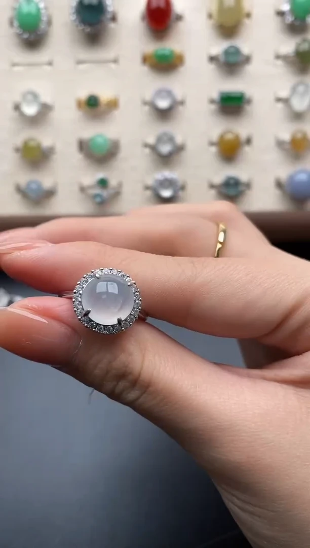 银S925镶嵌戒指翡翠一物一证一礼盒有纹