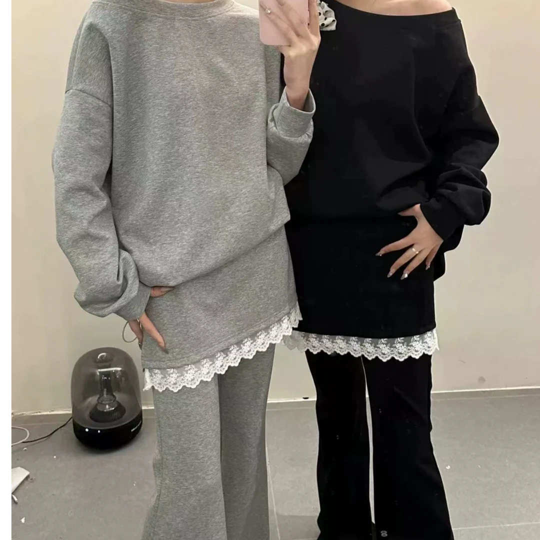 8911上东区松弛感 屁帘蕾丝花边喇叭裤露肩卫衣套装