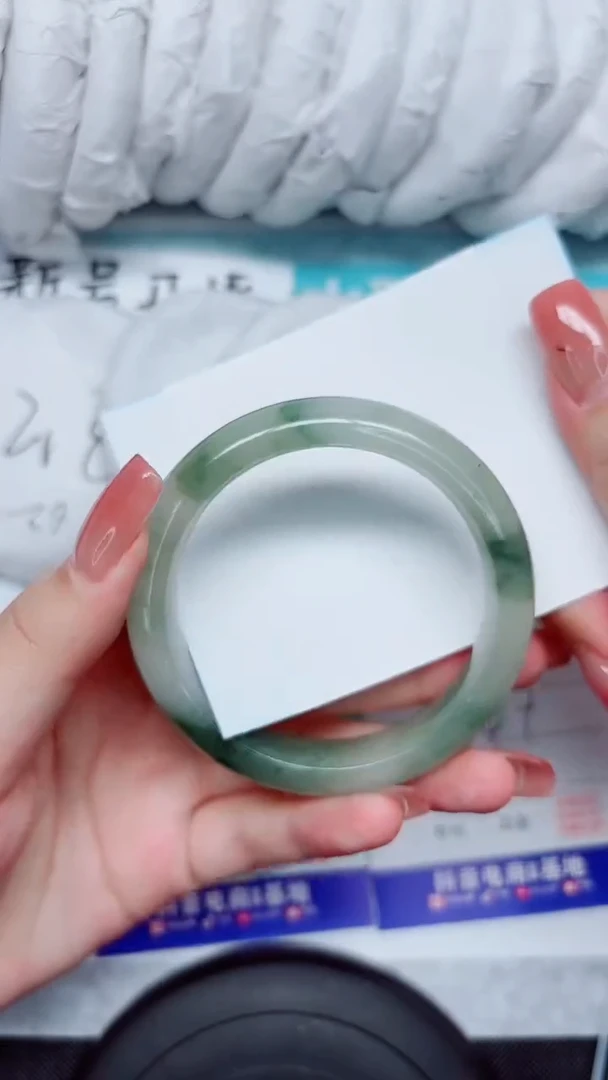 石英质玉手镯未镶嵌102-54