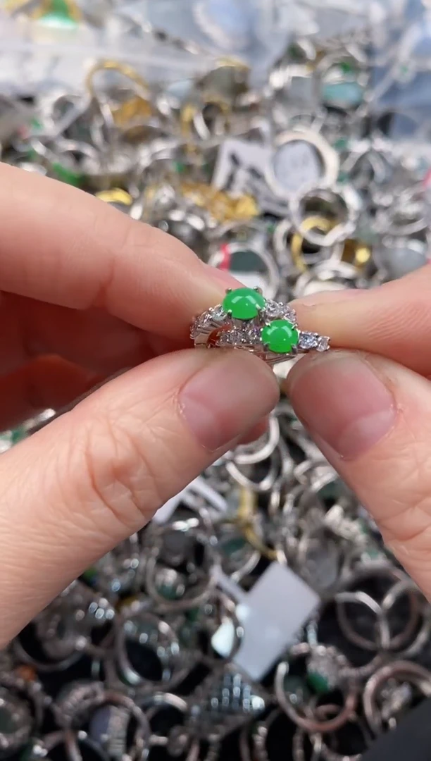 银S925镶嵌戒指翡翠555             1