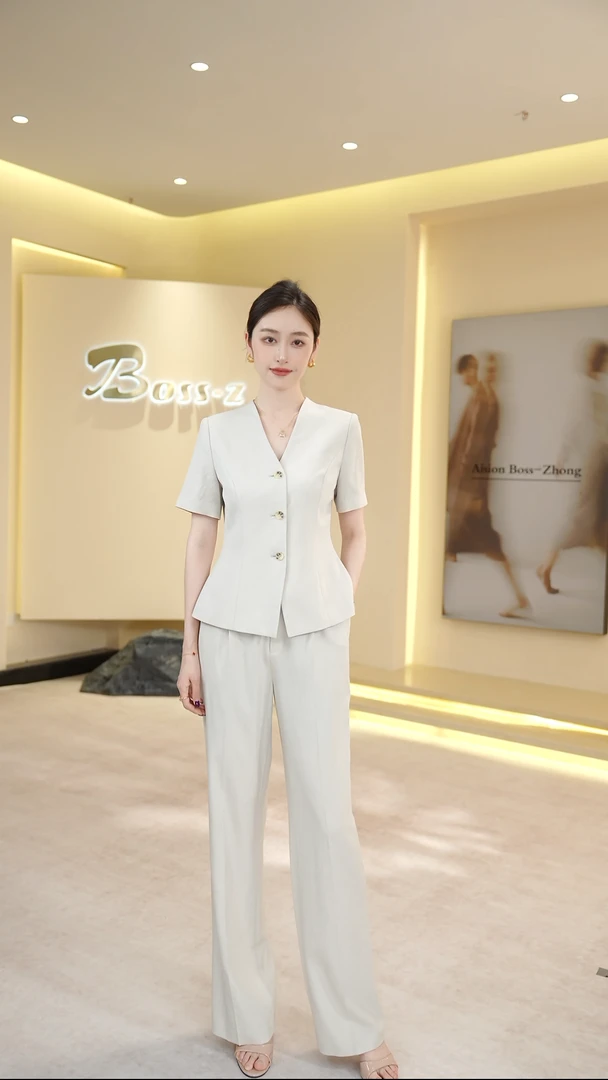 钟老板灰杏色西装套装女2025夏季新款气质V领短袖时尚休闲两件套