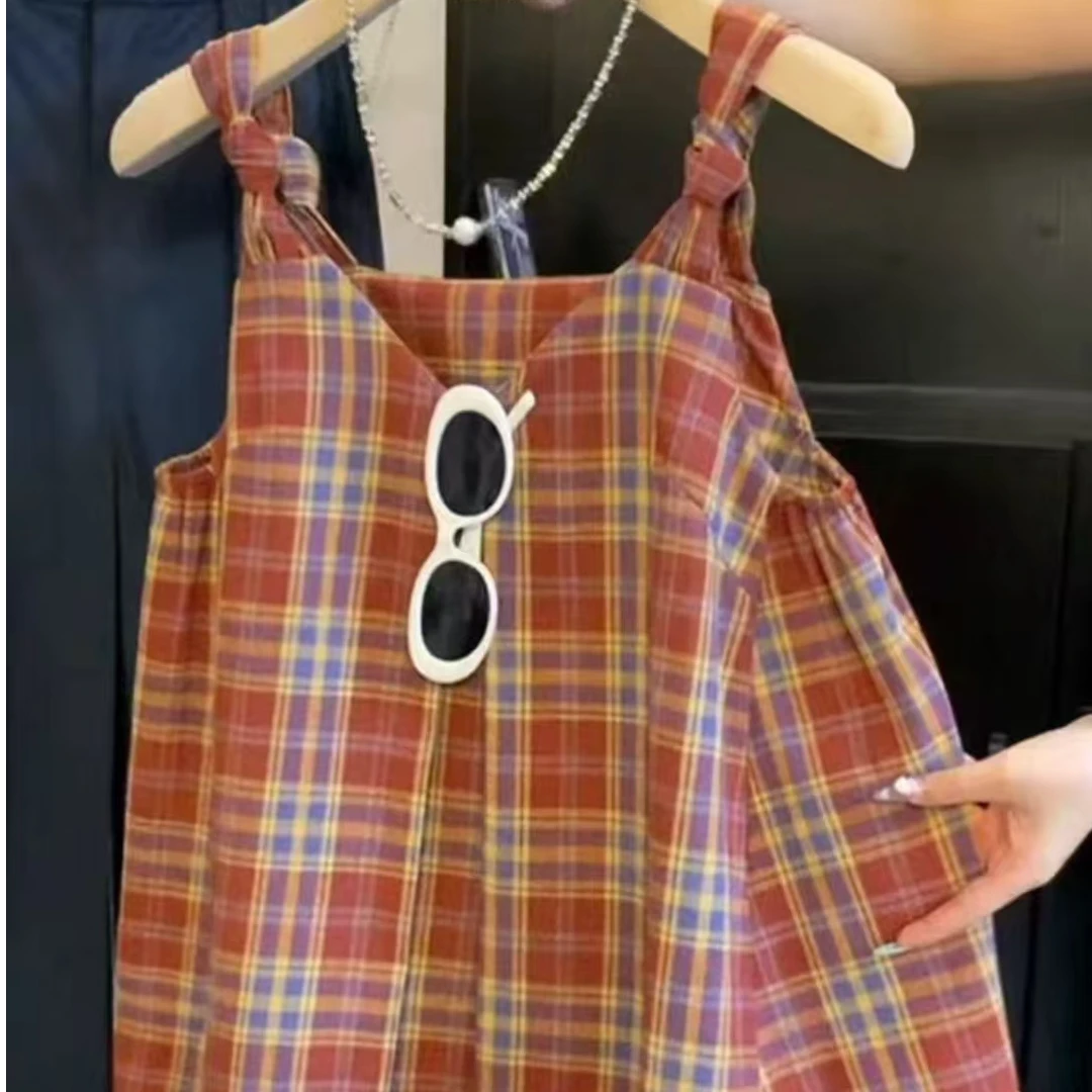 设计感扭结格子吊带背心女夏季2025新款外穿独特绝美别致无袖上衣