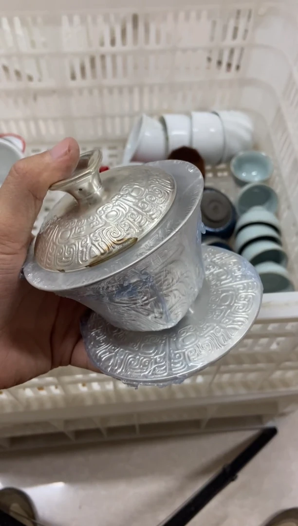杯无运费险有瑕疵的摄影的产品有使用过的痕迹有点脏介意勿拍