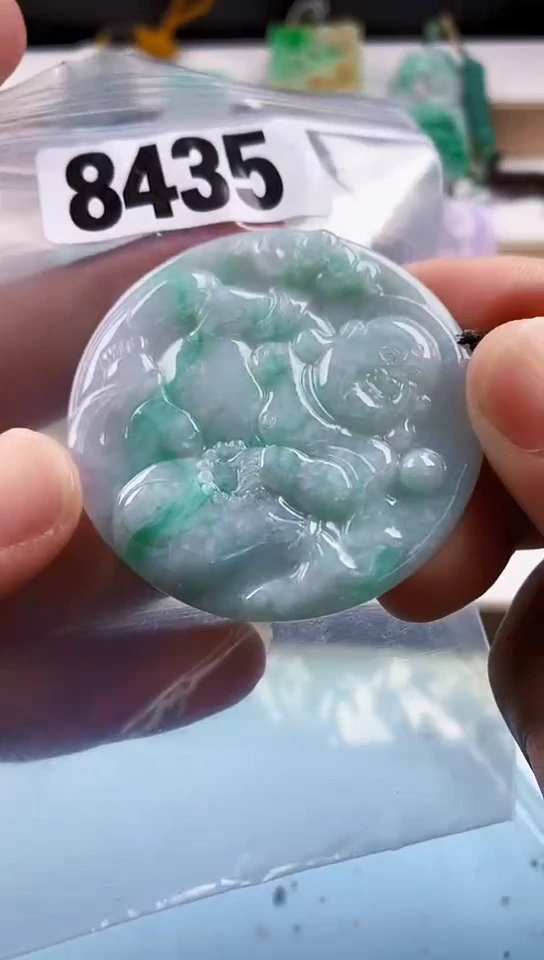 翡翠未镶嵌颈饰天然翡翠吊坠挂件