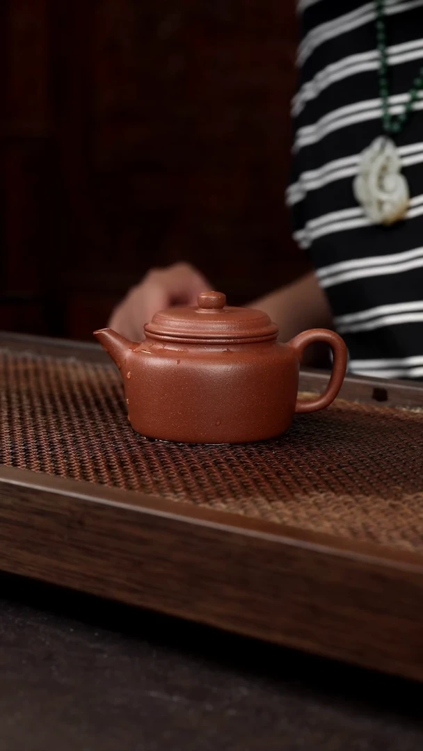 茶壶紫砂超矿标红降剑流德中【带矿标证书】